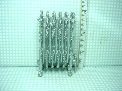 Miniature Radiator #1.835/0 Miniature Corner 1/12 Sc - Image 1 of 3