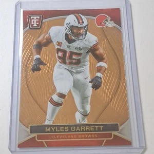 2024 Panini Totally Certified #23 Myles Garrett Mirror Neon Orange /399 Browns - Bild 1 von 6