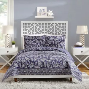 NWT Vera Bradley 'French Paisley' Quilt Size Full/Queen 88" x 90" - Picture 1 of 5