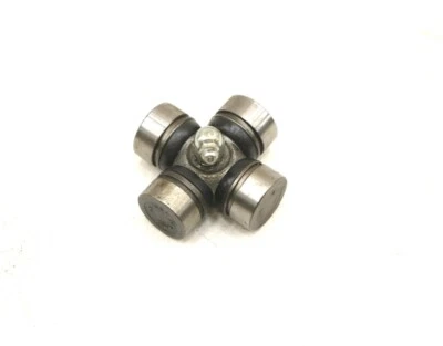 NEW OEM GM Driveshaft Universal Joint 15633733 Chevy P30 GMC P3500 Van 1967-1999 - Image 1 of 4