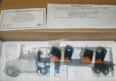 Matchbox Peterbilt 359 Flatbed Transporter with Peterbilt Load #KS192/SA-M - Image 1 of 4