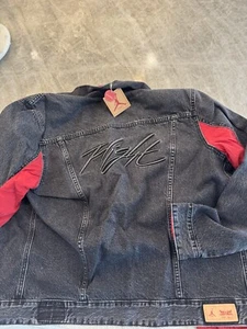 Levi's x Nike Air Jordan 4 FLIGHT Trucker Jean Jacket Black/Red Reversible New - Picture 1 of 8