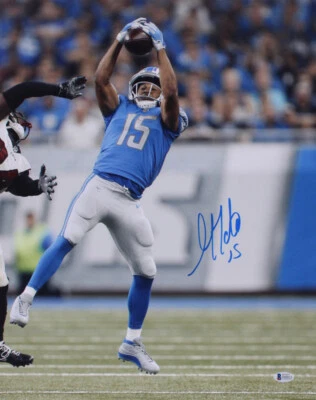 GOLDEN TATE SIGNED 8x10 BECKETT COA PHOTO GIANTS DETROIT LIONS SEATTLE SEAHAWKS - Image 1 of 3