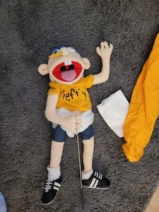 SML Jeffy Puppet With Easy Hand Insert Control 24" - NEW w Extra Diaper/Bag     - Picture 1 of 2