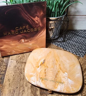 Marc Jacobs Café  Omega × Three Powder Blush Bronze Highlight TANTALIZE GLO!  - Image 1 of 4