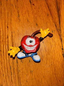 Figura de juguete Smiling Maraschino Cherry Man Vintage 1988 PVC PFP Co. 2" - Imagen 1 de 3