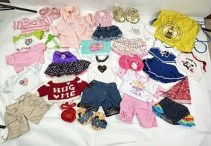 Build A Bear Workshop BABW Paket Mädchen Kleidung Shirts Röcke Kleid Kleidung Schuh - Bild 1 von 17