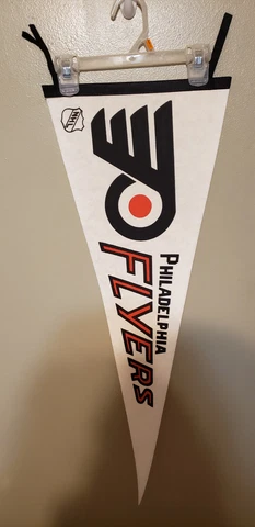 PHILADELPHIA FLYERS 1970 NHL VINTAGE THROWBACK LOGO FELT PENNANT 1/28/22 Cover