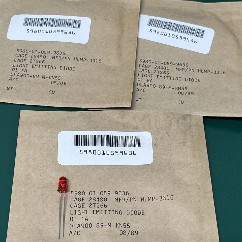 HEWLETT PACKARD ~ HLMP-3316   RED LIGHT EMITTING DIODE (LOT OF 3) SM-C-800822-4 - Image 1 of 1