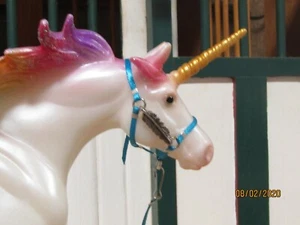 Jaapi AQUA BLUE FEATHER halter w/lead-fit Breyer traditional foal or Classic - Picture 1 of 1