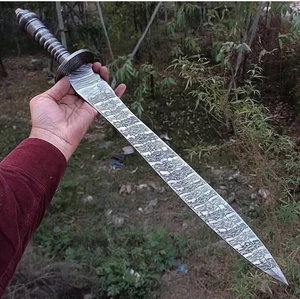 Hand Forged Viking Sword Damascus steel Blade Sharp Battle Ready Medieval Sword - Picture 1 of 9