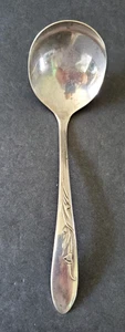 Antique Carlton Silverplate Ladle Cherie circa 1957 - Picture 1 of 4