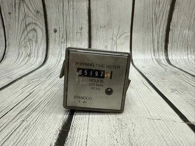 STANDCO  T-41 HOUR Running Time METER 220 Volts-60 Hz - Image 1 of 4