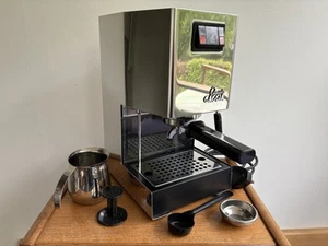 Gaggia Classic Kaffeevollautomat 2006 Italien voll funktionsfähig. Video. Standard. - Bild 1 von 13