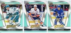 U PICK LOT 2025-26 25-26 Upper Deck UD MVP SUPER SCRIPT PARALLEL card set /25 - Bild 1 von 4