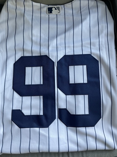 Nike Men's Aaron Judge Navy New York Yankees Alternate Replica