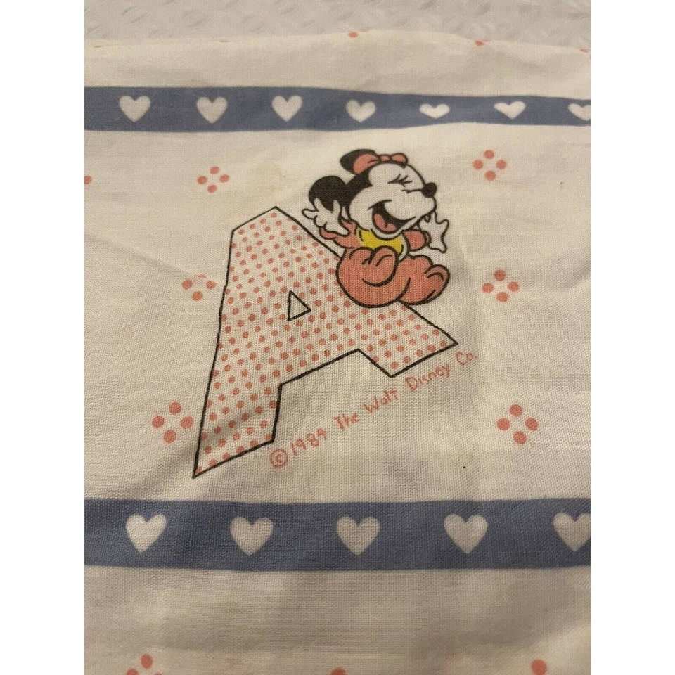 Vintage Disney 1984 Crib Sheet Mickey Mouse Minnie Donald ABC Fabric Cotton Foto 1 de 1