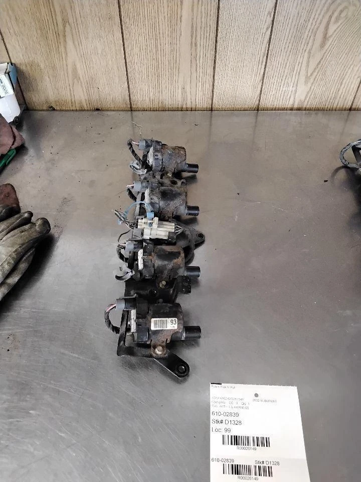 Bobina de encendido/encendedor SUBURBAN 1500 00 01 02 03 04 05 06 Foto 1 de 1