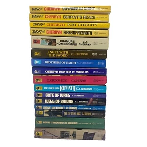 16 Vintage C.J. Cherryh DAW Books Paperbacks PB Lot - Picture 1 of 5