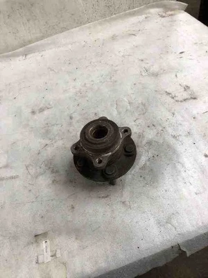 FORD MONDEO IV BA7 Rear Left Shock Absorber Bracket 1.50 Petrol 2015 32120379 - Image 1 of 3