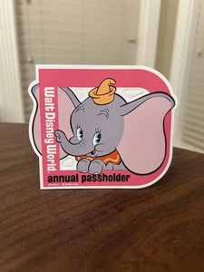 Walt Disney World Dumbo Magnet 2023 Jahreskarte Inhaber exklusiv authentisch Disney - Bild 1 von 7