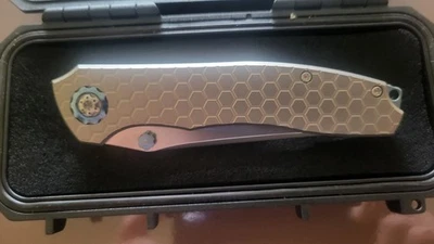 Cuchillo plegable JUFULE DUK Kody Eutsler Dukling Foto 1 de 4