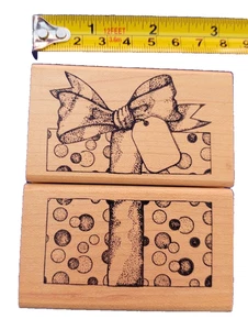 Set of 2 Rubber Stamp Of America Gift box present  rubber stamp - Picture 1 of 3