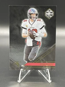 Panini Limited 2022 Tom Brady Base #95 Tampa Bay Buccaneers - Imagen 1 de 2