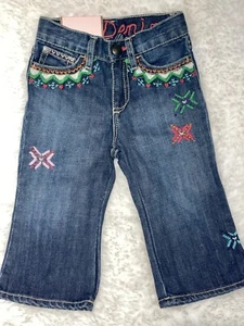NWT BABY GAP FAIR ISLE JEANS 12-18 MONTHS BOOT CUT TODDLER GIRLS EMBROIDERED - Picture 1 of 2