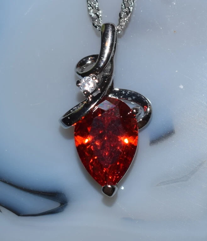 Collar Gota de Agua Cristal Rojo Cadena Giratoria Llena de Oro Blanco 18"+2" Extensión Langosta Foto 1 de 4