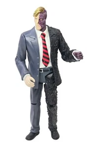 Figura de acción Mattel DC Movie Masters Dark Knight Two Face Harvey Dent - Imagen 1 de 16