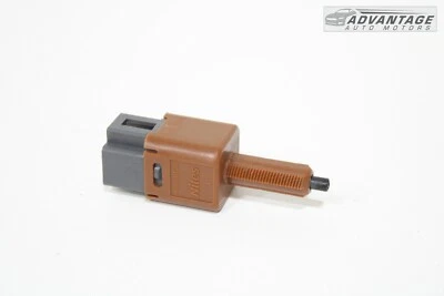 2014-2017 INFINITI QX70 PEDAL BRAKE STOP LAMP LIGHT SWITCH CONTROL SENSOR OEM - Image 1 of 4