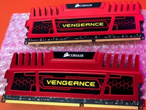 2 x 4gb (8GB altogether) Corsair Vengeance DDR3 Ram Memory sticks - Picture 1 of 4