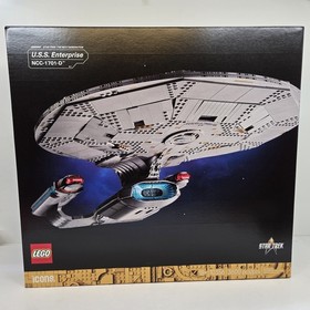 Lego 10356 Star Trek U.S.S. Enterprise New Sealed