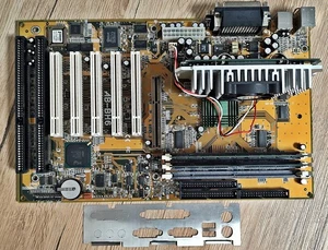 Abit AB-BH6 Slot 1 SDRAM AGP Intel 440BX Retro Vintage Motherboard +CPU +RAM - Picture 1 of 12