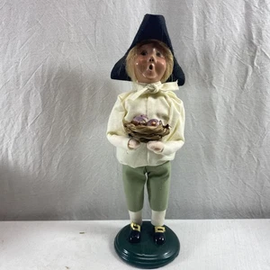 Byers' Choice Ltd. Townsfolk of Williamsburg 2009 Man w/ Birds in Nest 10" Tall - Picture 1 of 6