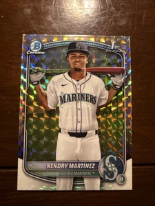 Kendry Martínez 2025 Bowman Chrome - Geometric Refractor 343/499 BCP-159 Mariner - Picture 1 of 7