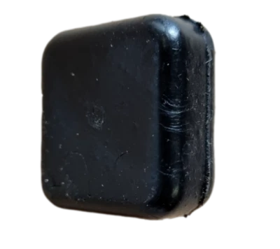 ukscooters VESPA STAND RUBBER CUSHION PAD GROMMET BLACK PX 125 150 LML T5 P200E  - Image 1 of 3