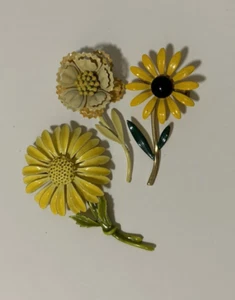 Vintage Lot Of 3 Vintage Flower Brooches Pins Yellow Enamel Statement Unbranded - Picture 1 of 11