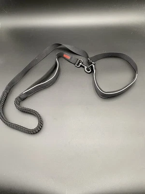 Мягкие дорожные ручки для поводка собаки KONG 4 фута длиной 1 дюйм шириной черные цельнометаллические зажимы - Изображение 1 из 4