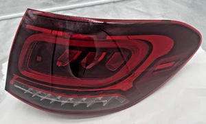 OEM Mercedes GLC Class Taillight LED  quarter panel Right Passenger A2539063403 - Picture 1 of 19