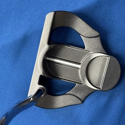 PING SCOTTSDALE CRAZ-E 37” PUTTER LIGHT USE ONLY IN FANTASTIC CONDITION - Image 1 of 4