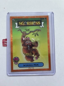 2025 Topps Garbage Pail Kids GPK 40th Scimmia Mia 25/25 Orange #GLOB-11 - Picture 1 of 2