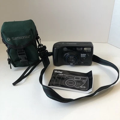 Estuche para cámara Samsonite verde con cámara Vivitar Series 1 460 PZ Data Back 35 mm Foto 1 de 4