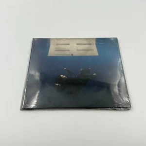 CD Billie Eilish Hit Me duro y suave firmado nuevo sellado - Imagen 1 de 2
