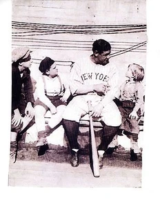 Foto BABE RUTH con niños reimpresión en blanco y negro ENVÍO GRATUITO - Imagen 1 de 1