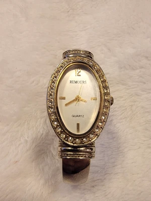 Vintage RUMOURS 25261 Silver Tone Quartz Analog Women's Watch Bracelet  - Image 1 of 4