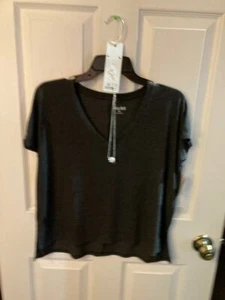 Mudd V Neck Short Sleeve Charcoal Size Small New with tags + JEWELRY - Picture 1 of 8