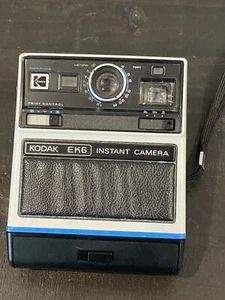 Vintage Kodak EK6 Instant Camera UNTESTED - Picture 1 of 9