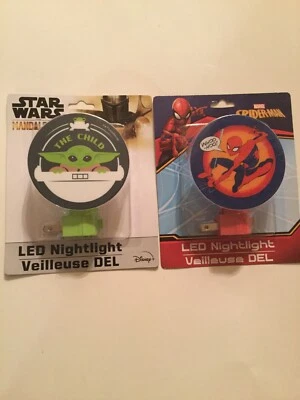Lot of 2 LED nightlight Marvel Spider Man Star Wars Mandalorian Yoda plug in set - Image 1 of 3